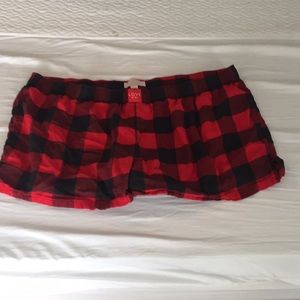 XL red Buffalo plaid check flannel sleep shorts